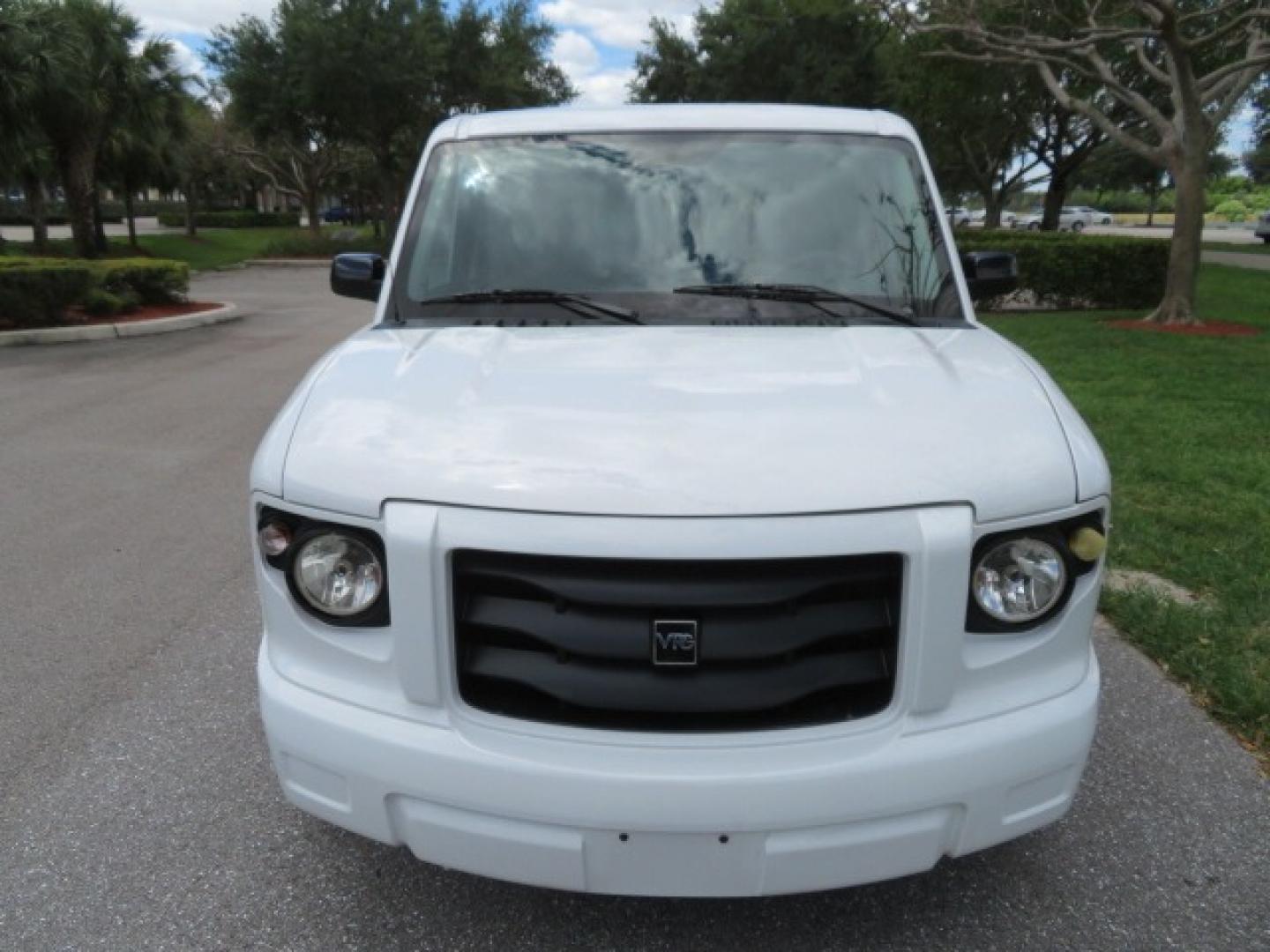 2012 White /Black with an 4.6L V8 engine, Automatic transmission, located at 4301 Oak Circle #19, Boca Raton, FL, 33431, (954) 561-2499, 26.388861, -80.084038 - You are looking at a Gorgeous 2012 Mobility Ventures MV1 Handicap Wheelchair Conversion Van with 64K Original Miles, 4.6L Ford V8, Bleack Leather Type Interior, Alloy Wheels, Power Side Entry Wheelchair Lift with Long Ramp and Short Ramp Function, Q Lock 150 EZ Lock, L-Track Tie Down System, Back Up - Photo#21